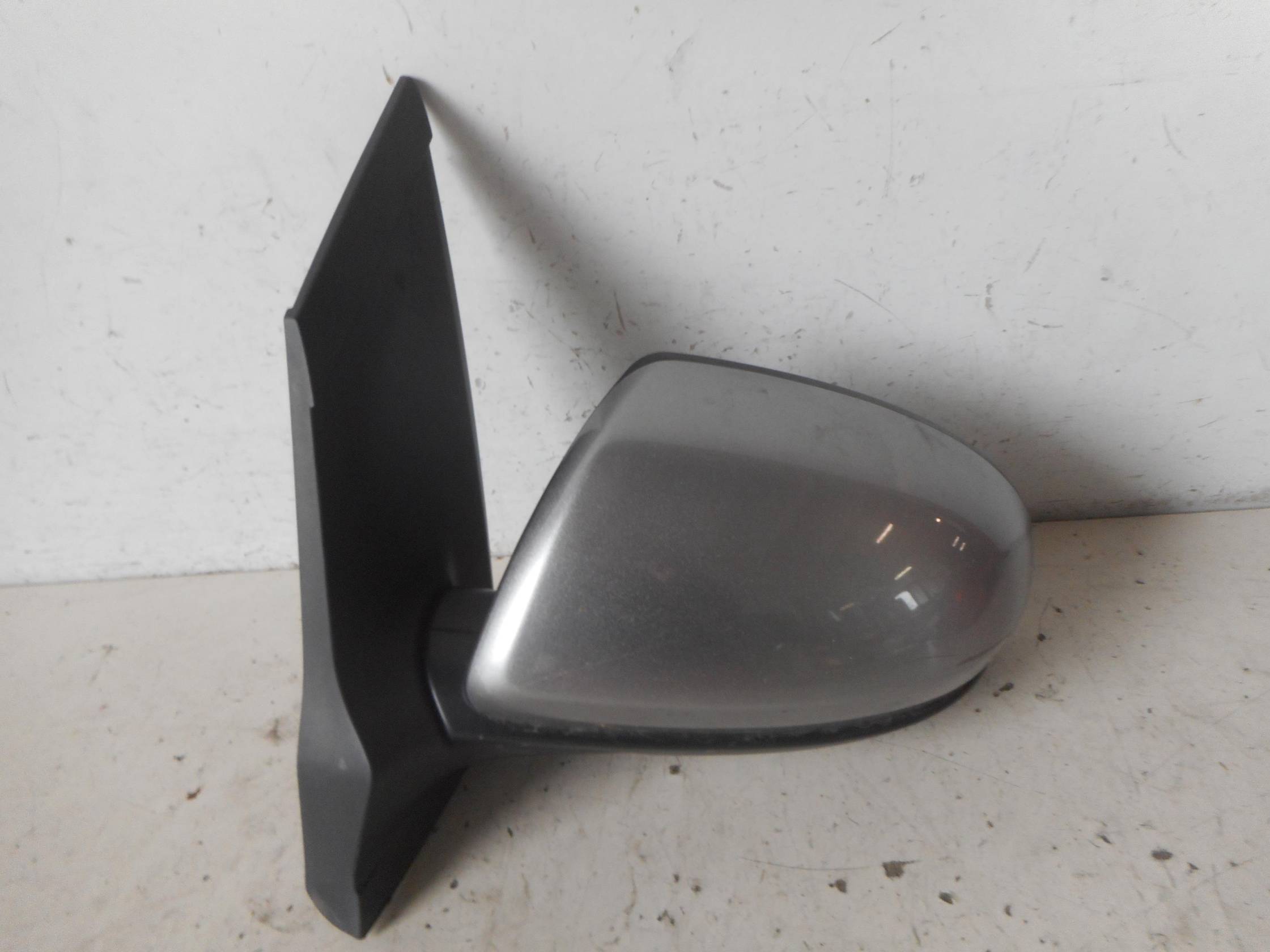 Retrovisore est. regolaz. elettr. sx.